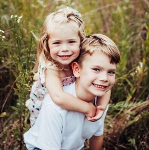 Meet your Posher, Laurie